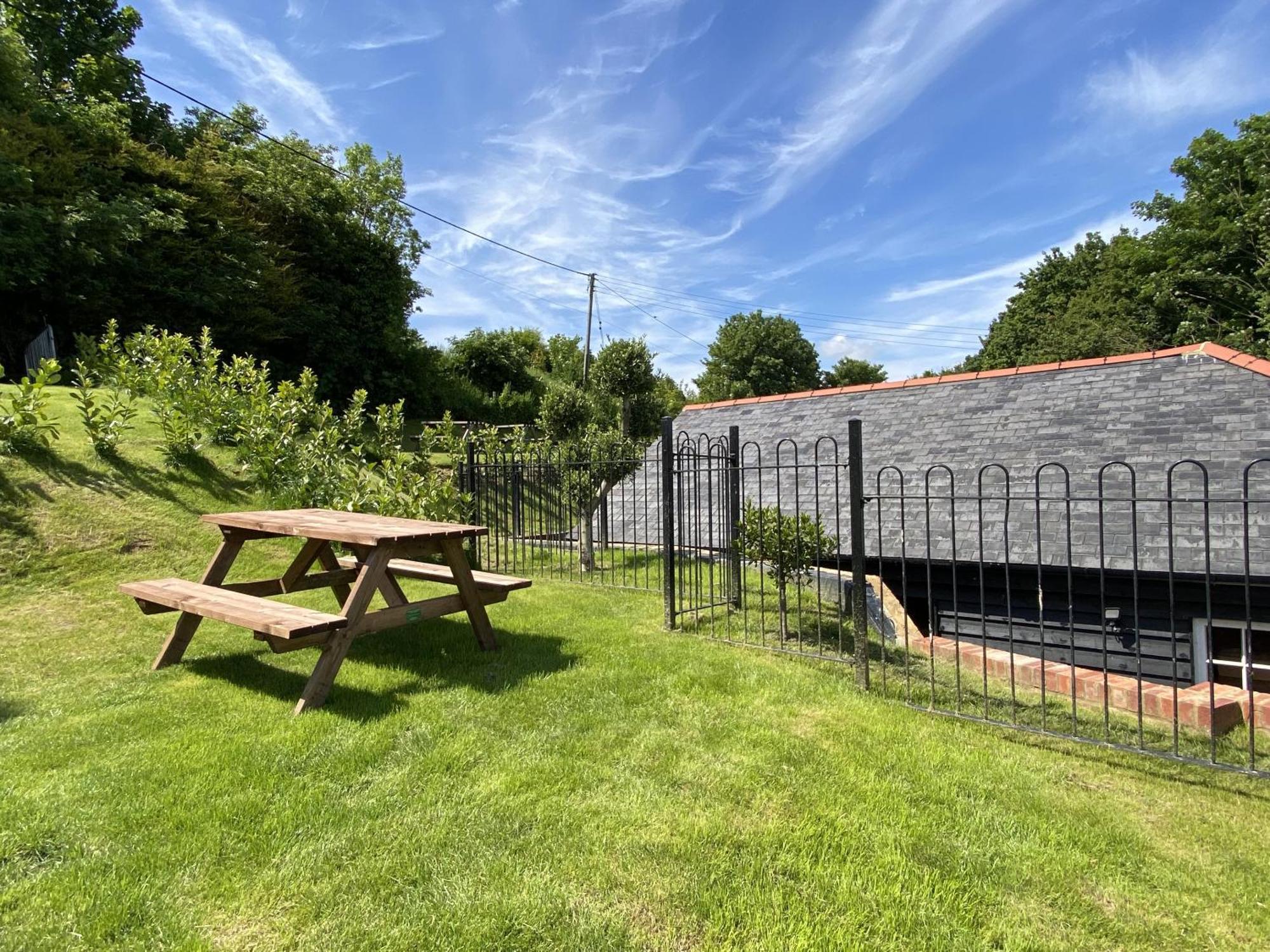 The Lydden Bell Bed & Breakfast エクステリア 写真